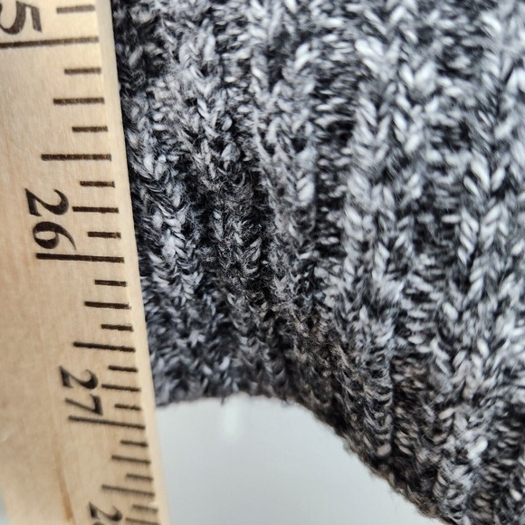 Old Navy XL Unisex Cardigan Gray Grandpa Sweater Oversized Buttons Pockets - Picture 7 of 8